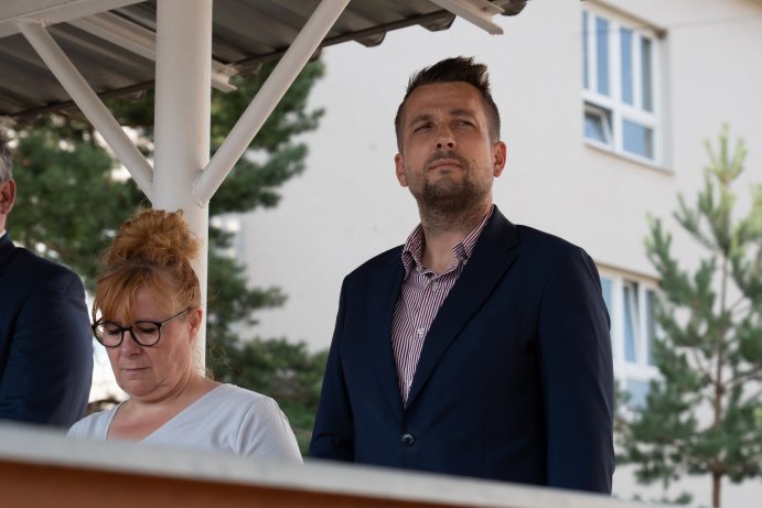 Z prázdnin rovnou do služby. Středoškoláci složili vojenskou přísahu