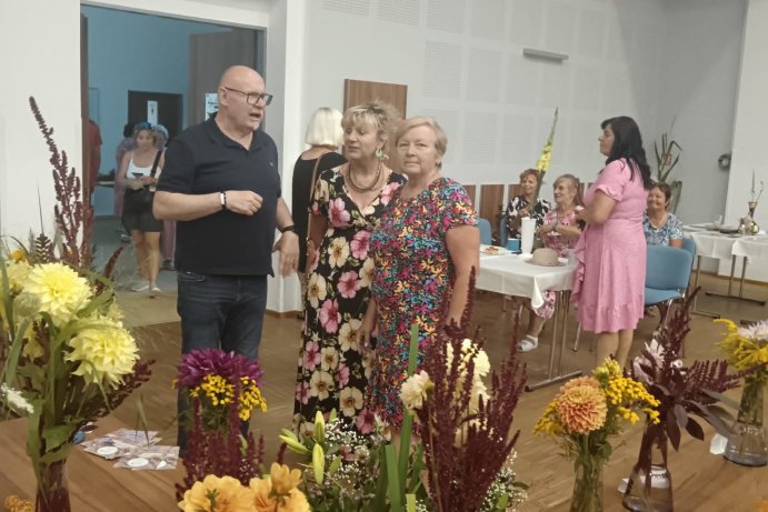 Rapotín rozkvetl mečíky. Výstava připomněla 65 let tradice
