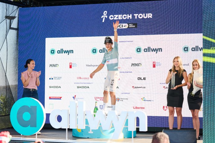  Czech Tour ve třetí etapě dojela na Dlouhé stráně
