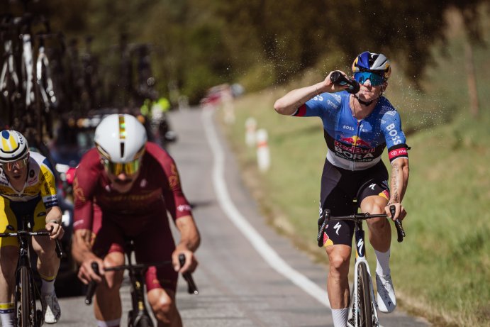  Czech Tour ve třetí etapě dojela na Dlouhé stráně
