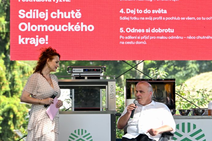  Chutě kraje rozvoněly Šumperk. Festival odstartoval přehlídkou regionálních dobrot
