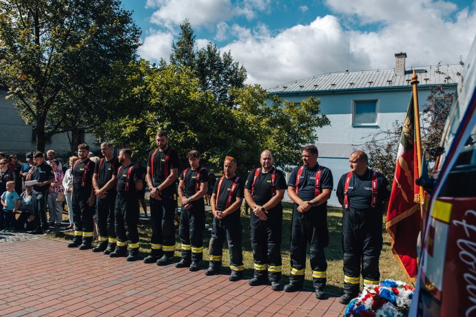  Hody v Přáslavicích nabídly hudbu, zábavu i slavnostní žehnání hasičského auta
