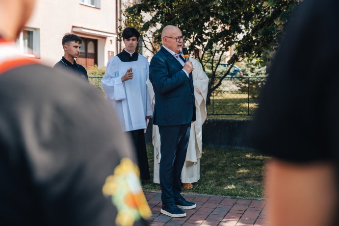  Hody v Přáslavicích nabídly hudbu, zábavu i slavnostní žehnání hasičského auta
