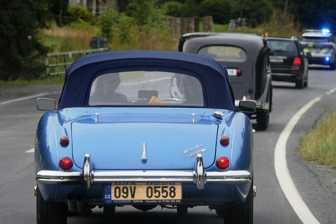  Historická auta zavítala do Jeseníku. Trofeo Niké nabídlo krásu i motoristickou tradici