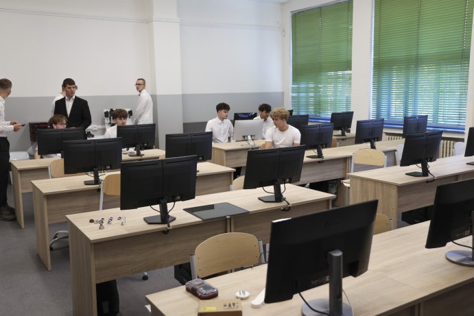  Prostějovská strojní škola má novou učebnu CAD. Studentům nabídne moderní technologie
