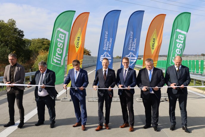  Nová silnice odvede tranzitní dopravu mimo Hranice a Teplice nad Bečvou