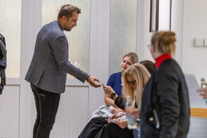 Studenti z Olomouckého kraje pomáhají darováním krve. Zapojují se do kampaně Tvůrci zítřka
