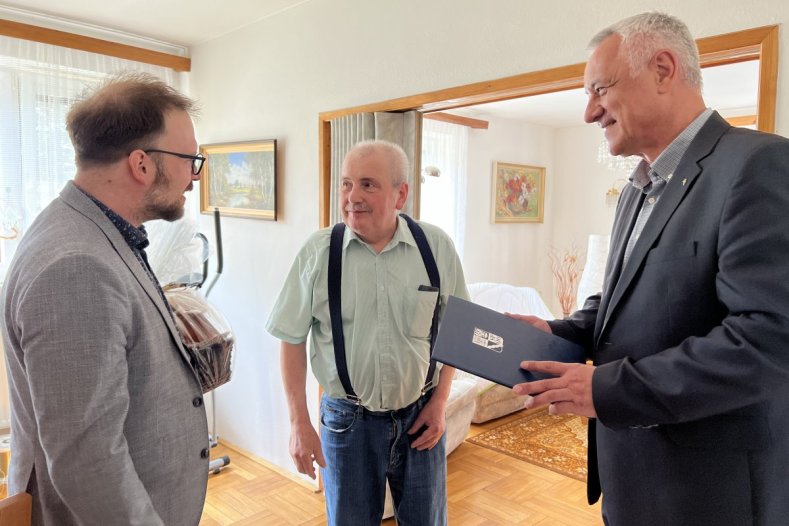 Kartáčník Alois Slepánek převzal titul Mistra tradiční rukodělné výroby Olomouckého kraje