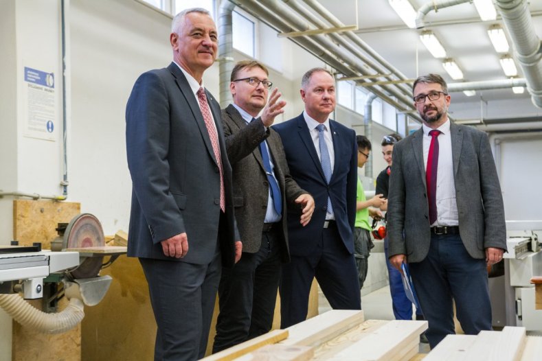 Ministr školství Petr Gazdík v Olomouci. Potkal se s učiteli i krajskými radními