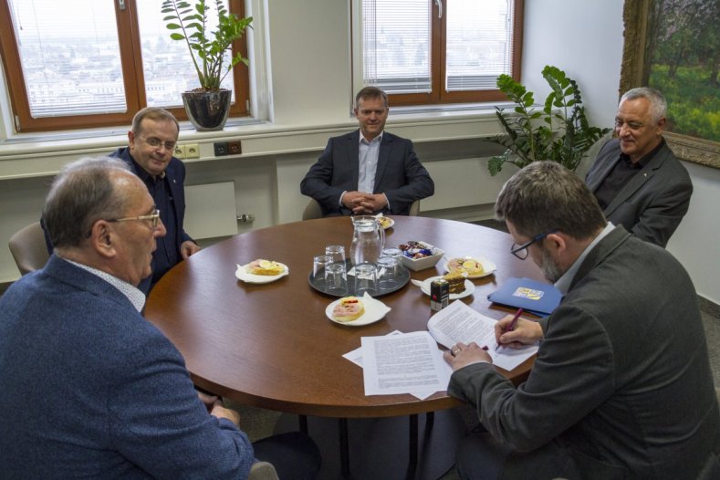 Kraj opět investuje do vzdělávání. Tentokrát do vysokoškolského