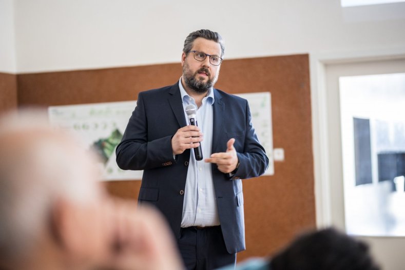 Zástupci mikroregionů diskutovali s hejtmanstvím na Kostelecku