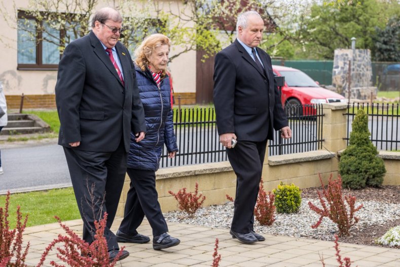 Zástupci kraje si připomněli tragédie z konce druhé světové války