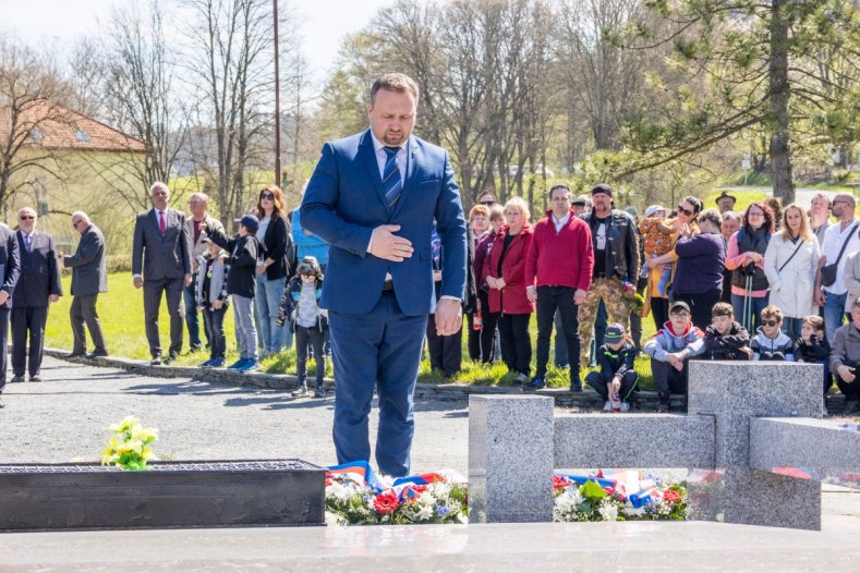 Zástupci kraje si připomněli tragédie z konce druhé světové války