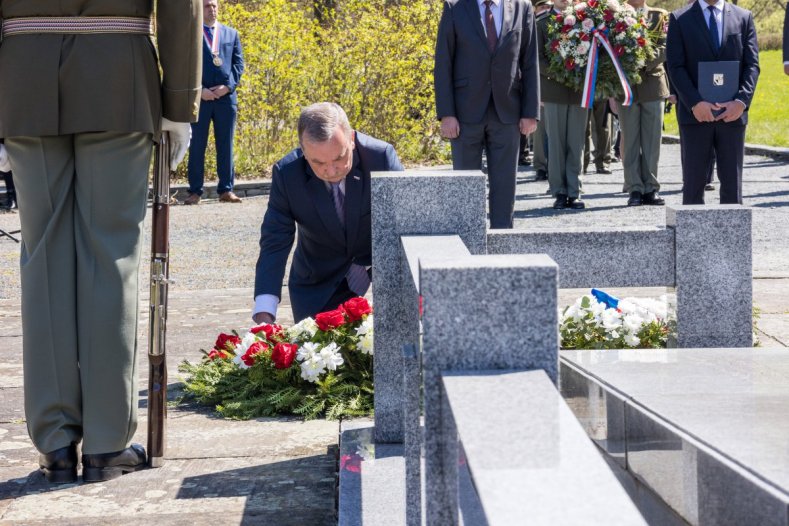 Zástupci kraje si připomněli tragédie z konce druhé světové války