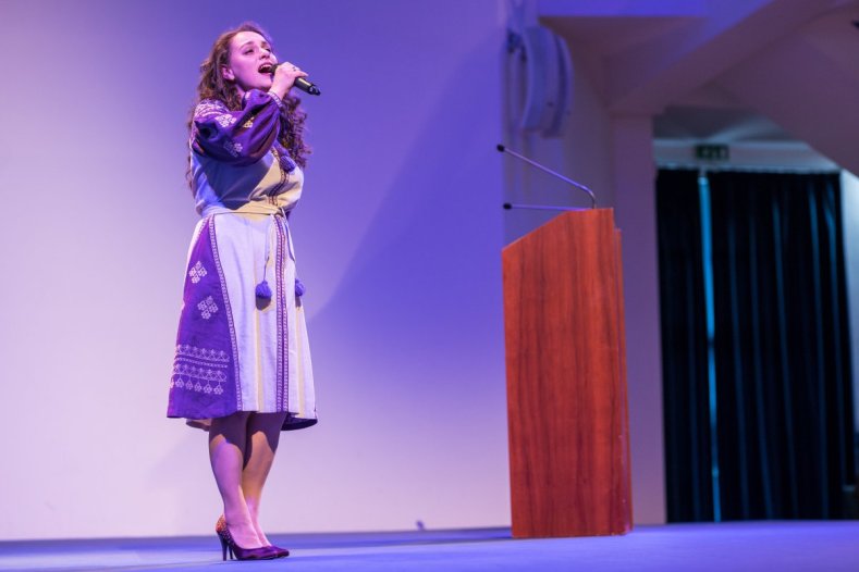 Stovky lidí pomohly tisícovkám uprchlíků. Kraj jim za to poděkoval