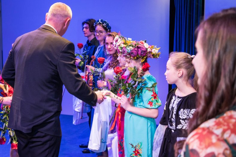 Stovky lidí pomohly tisícovkám uprchlíků. Kraj jim za to poděkoval