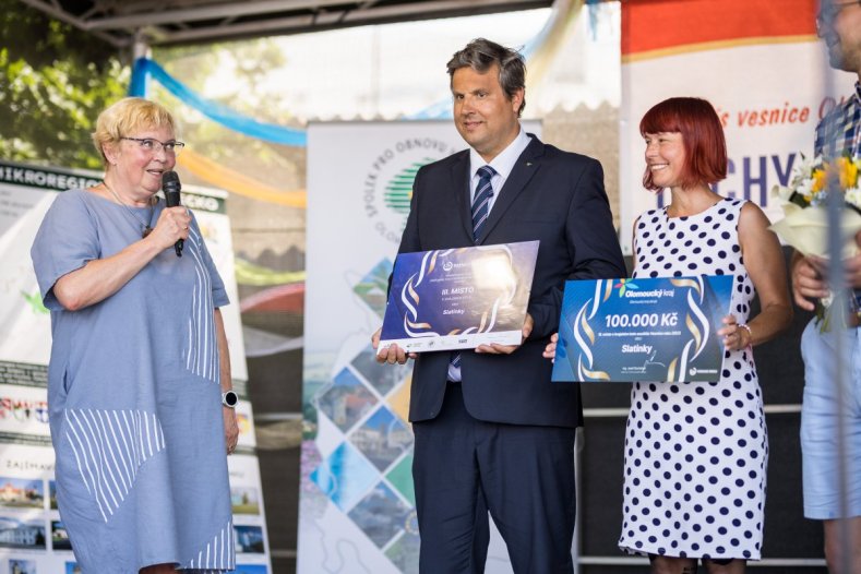 Čechy pod Kosířem si převzaly ocenění v soutěži Vesnice roku Olomouckého kraje