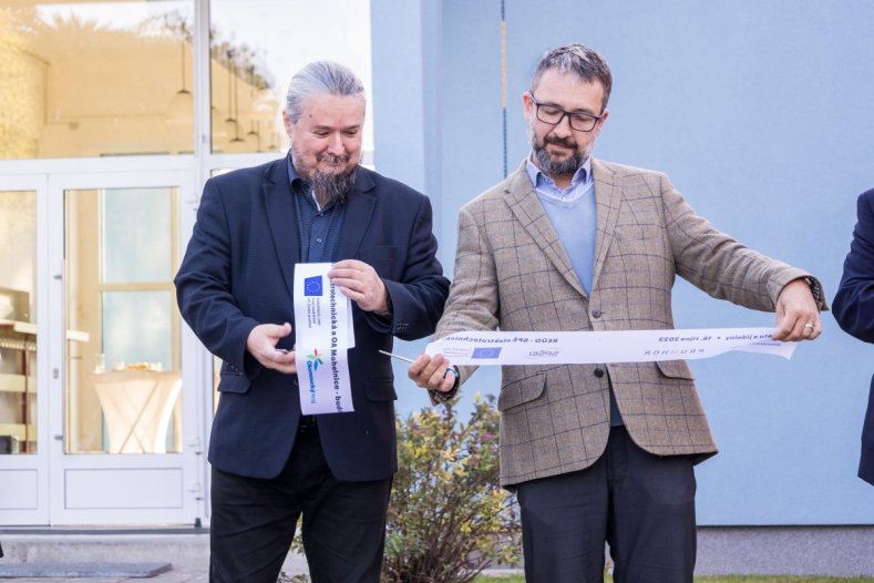Škola v Mohelnici má nový kabát. Na rorýse čeká překvapení