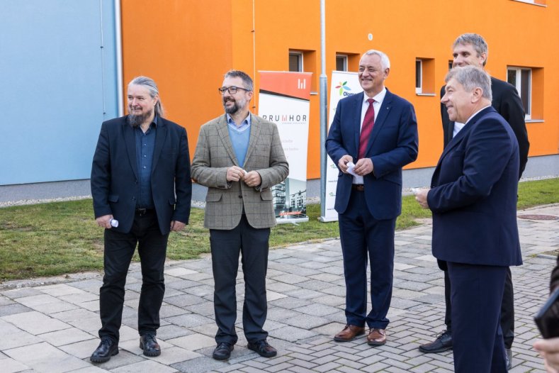 Škola v Mohelnici má nový kabát. Na rorýse čeká překvapení