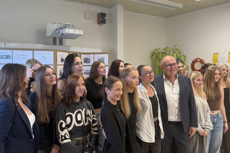 Hejtman začal školní rok v Jeseníku