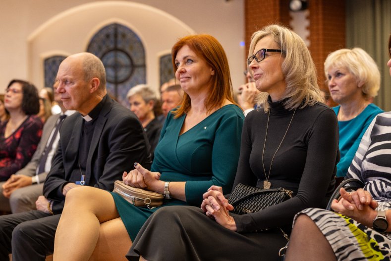  Léčivé pupeny i technologické firmy. Kraj rozdal ceny za společenskou odpovědnost
