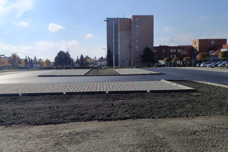  Parkování u prostějovské nemocnice bude jednodušší, díky krajské investici
