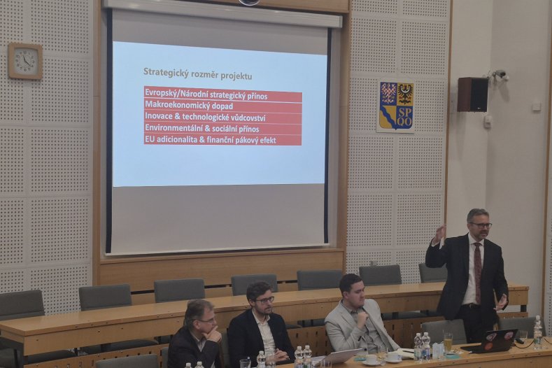 20251218_112131 (web 3)