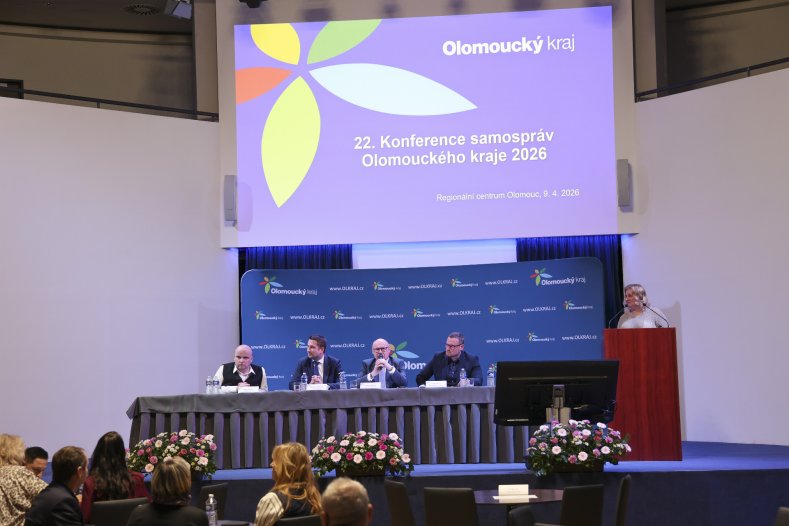  Kraj představil novinky. Přišly si je poslechnout desítky starostů
