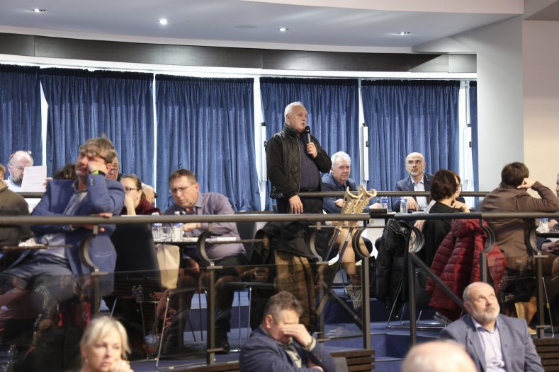  Kraj představil novinky. Přišly si je poslechnout desítky starostů
