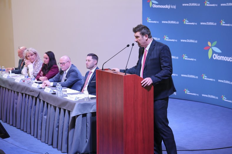  Kraj představil novinky. Přišly si je poslechnout desítky starostů
