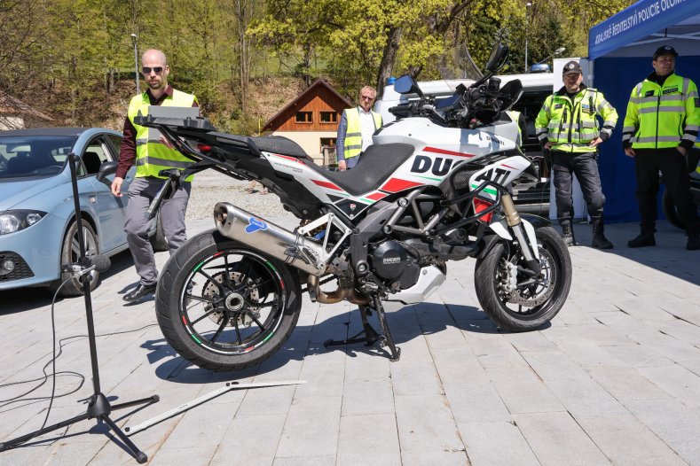 Olomoucký kraj nasadí mobilní hlukoměr. Pomůže zklidnit dopravu v Jeseníkách