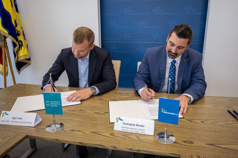  Naděje pro průmysl. Kraj se domluvil s technickou univerzitou na otevření nového oboru 