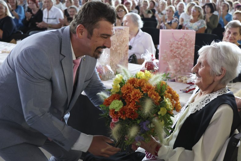  Babička roku znovu oslavila aktivní seniorky. O titul se utkalo čtrnáct finalistek
