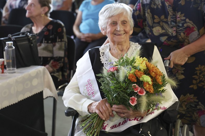  Babička roku znovu oslavila aktivní seniorky. O titul se utkalo čtrnáct finalistek
