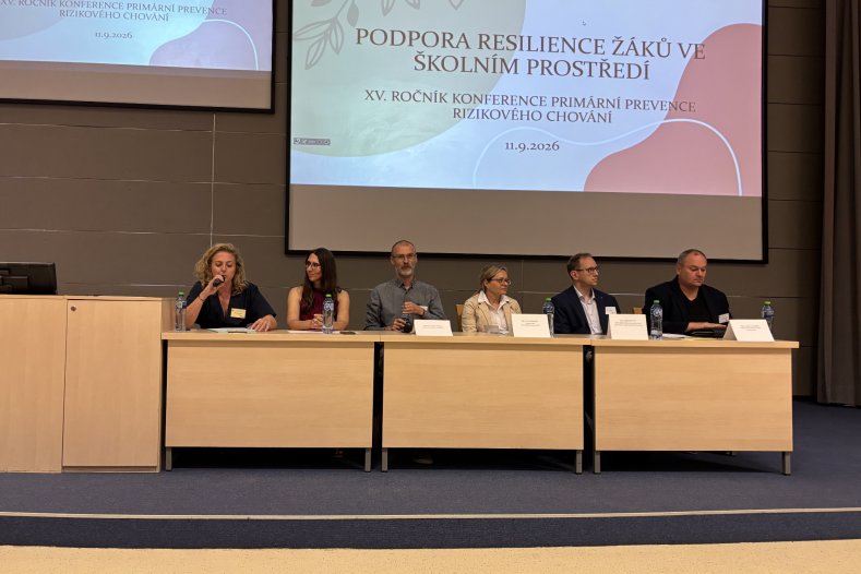 Odolnější žáci, bezpečnější školy. Kraj podporuje prevenci
