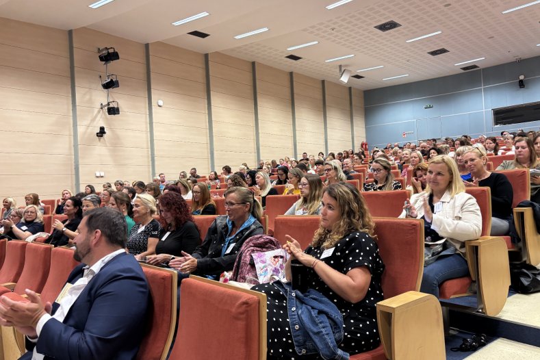  Odolnější žáci, bezpečnější školy. Kraj podporuje prevenci
