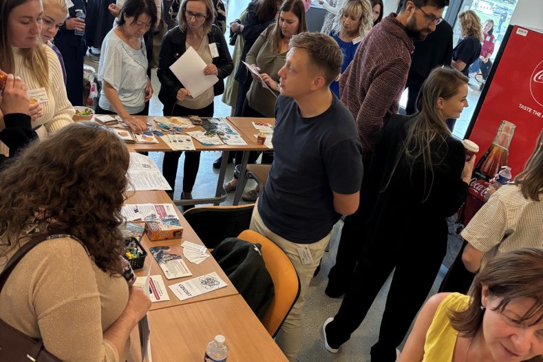  Odolnější žáci, bezpečnější školy. Kraj podporuje prevenci
