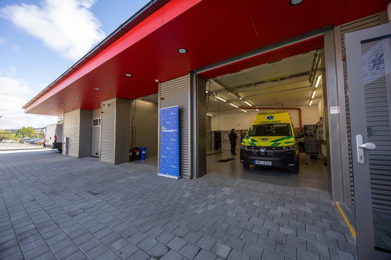 Záchranáři ve Šternberku mají novou základnu. Nabídne zázemí pro tři posádky