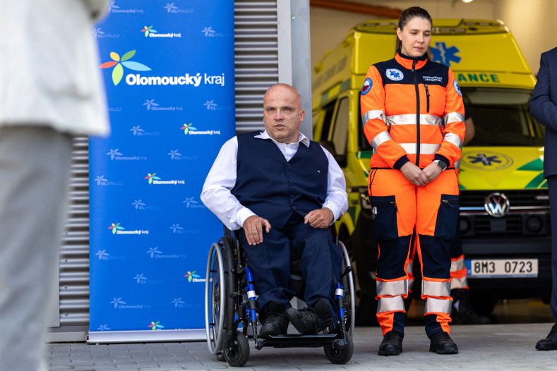 Záchranáři ve Šternberku mají novou základnu. Nabídne zázemí pro tři posádky
