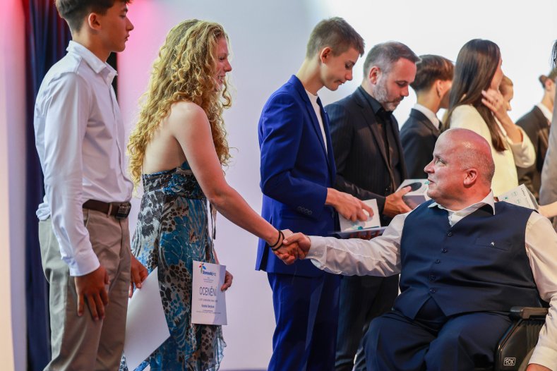 Astrofyzik, klavírista i mladý ekonom. Kraj ocenil 74 talentovaných žáků a studentů