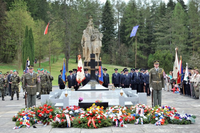 Pietní vzpomínkové akce k 70. výročí od vypálení Javoříčka