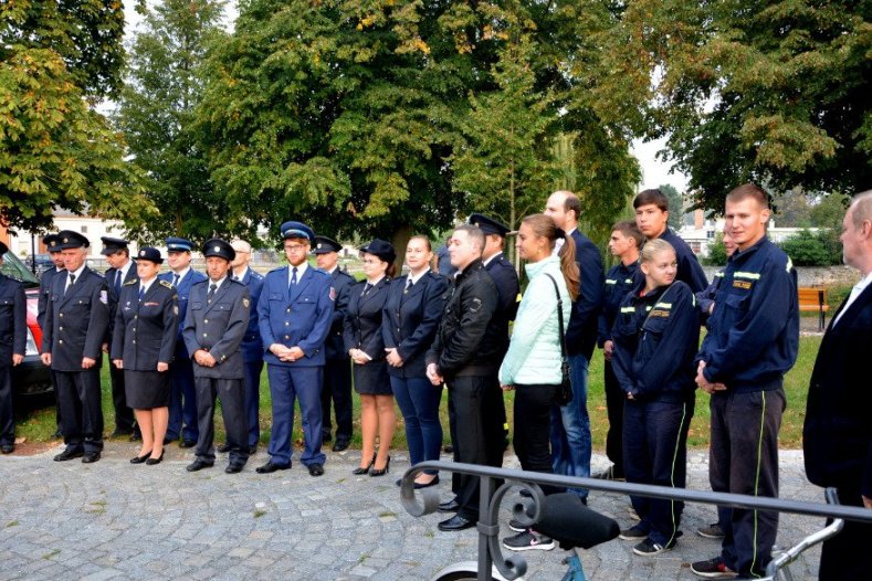 Dobrovolní hasiči z Rokytnice u Přerova mají nové auto          Foto: Jan Teimer