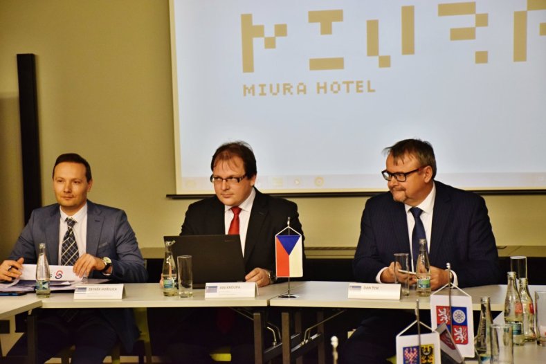 Asociace krajů chce posílit služby, které poskytuje regionům a jejich občanům