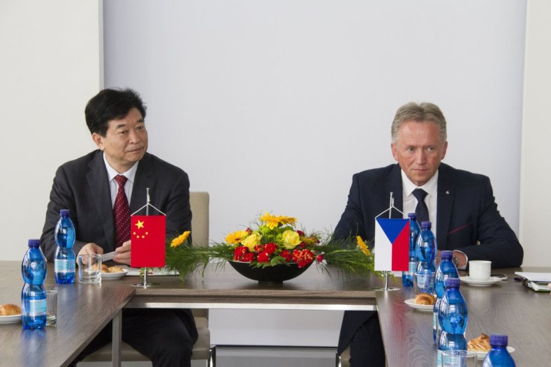 Náměstek hejtmana Pavel Šoltys přijal delegaci z čínské provincie Fujian