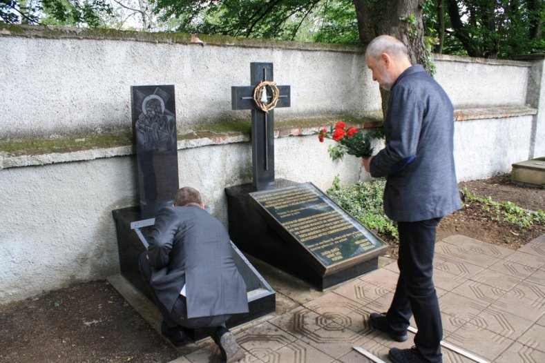 Všechny oběti krvavé noci na Švédských šancích už odpočívají na stejném místě. Spolu po 72 letech.