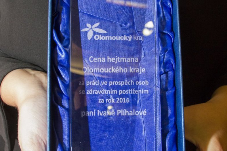 Hejtman Ladislav Okleštěk ocenil práci ve prospěch zdravotně postižených občanů