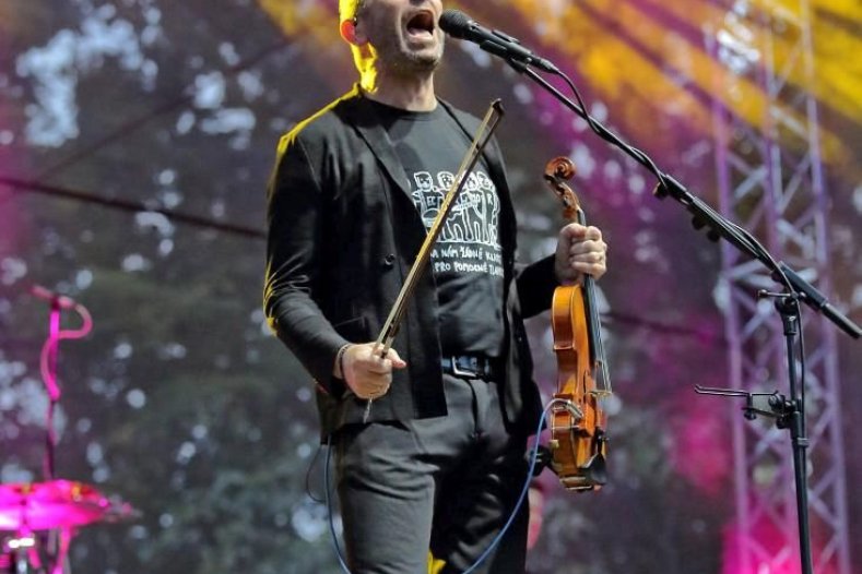 Hudbu si užívali muzikanti i diváci