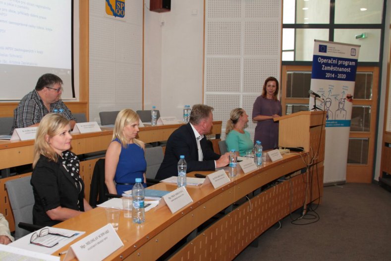 Kraj radí obcím, jak na dotace