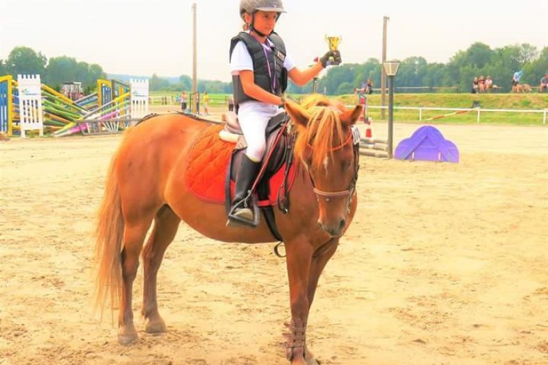 Závod koní už poosmé pomohl hendikepovaným dětem a starším lidem     Foto: Tereza Bláhová