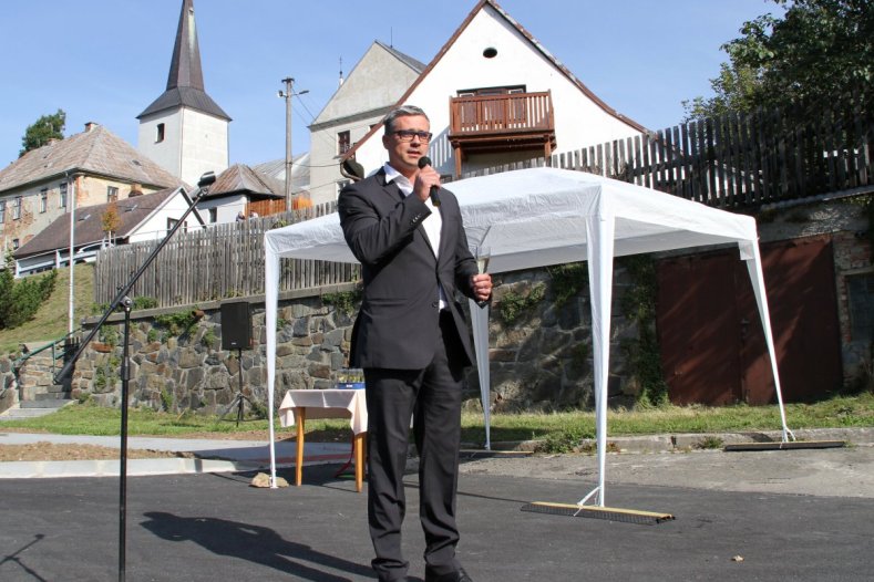 Řidiče potěší další opravené silnice